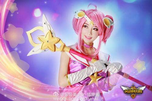 LOL主播狐狸酱COS lol盲僧，竟然这么凶