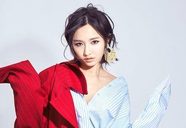  Miss晒水果勾起F罩杯往事，gif动图告诉你lolmiss罩杯